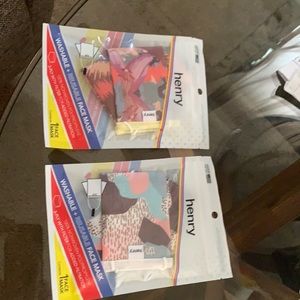 2 Henry mask - new in package